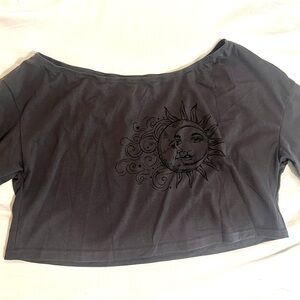 SHEIN Charcoal Off-Shoulder Moon & Sun Crop Top